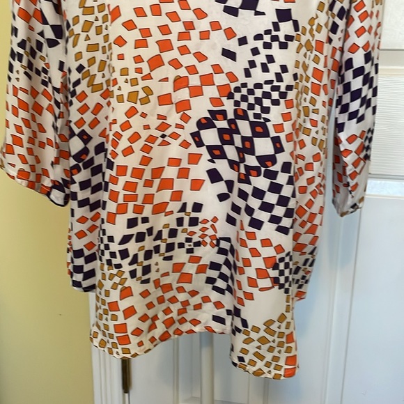 CAbi Multicolor Button Down Shirt w/ Convertible Sleeves - Picture 7 of 9